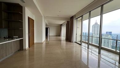 Dijual Segera Apartemen 4BR Unfurnished Kondisi Baik Siap Ditempati